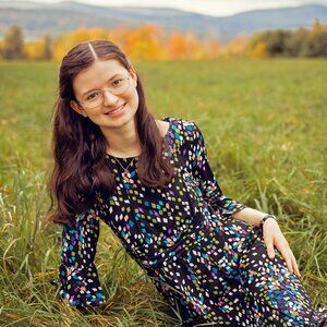 Meet your Posher, Violet